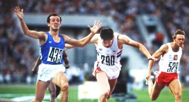 Un francobollo dedicato a Pietro Mennea