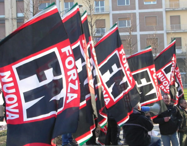 Reggio Emilia dice “No” alle ronde neofasciste. Approvato un ordine del giorno. Destre non pervenute