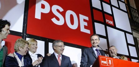 Spagna, i Socialisti vogliono mettere fuorilegge i partiti omofobi e razzisti