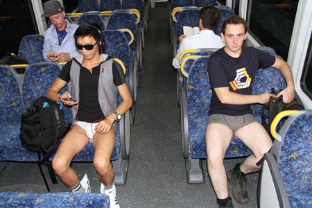 L’evento No Pants Subway Ride diventa mondiale e lascia in mutande 60 metropoli