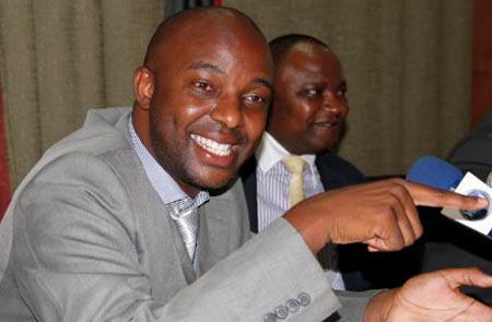 Kenya, politici propongono di “corrompere i teenagers” per promuovere “il pestaggio dei gay”