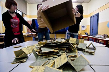 Legge elettorale, Renzi raggiunge l’intesa per la Riforma alla Camera