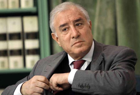 Dell’Utri è andato a curarsi all’estero, e voi a dire è fuggito all’estero, razza di malelingue!