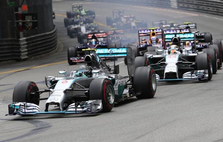 F1, a Montecarlo la musica non cambia: vince la Mercedes, ma è quella di Rosberg