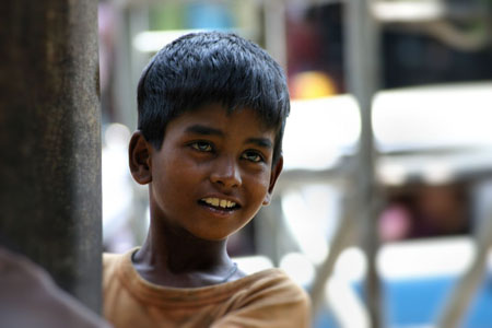 India, continua la catena di stupri su minori: violentato un bambino di 8 anni