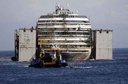 La Costa Concordia si è tolta dalle palle