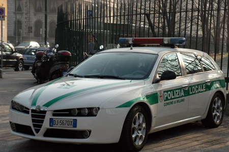 Violenza sessuale su due anziane donne a Milano. Arrestato un operatore sanitario