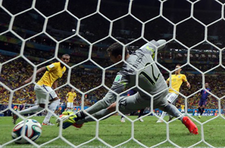 Il Brasile messo sotto anche dall’Olanda, terza per l’ennesima volta nella storia dei Mondiali