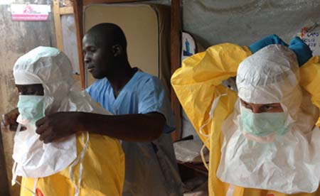 L’epidemia di Ebola che sconvolge l’Africa è la peggiore di sempre