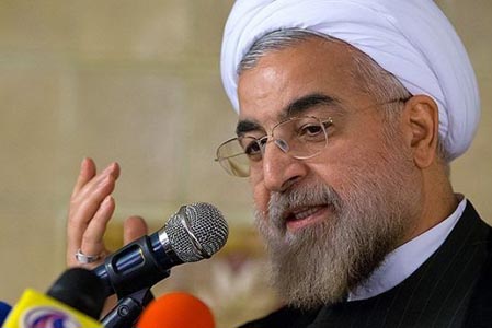 Teheran, anziano muore d’infarto durante un raid anti-parabole satellitari mentre i Pasdaran ridono di lui