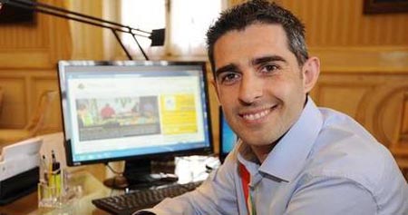 L’aforisma di Federico Pizzarotti: “Uno vale”