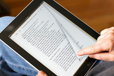Iva sugli ebooks al 4%: Amazon stappa lo champagne