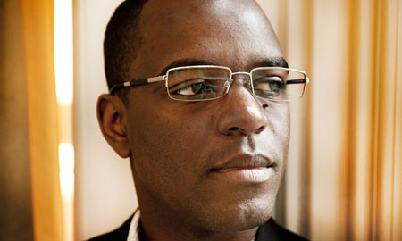 L’attivista LGBT ugandese Frank Mugisha: “Viviamo nella paura, tra ricatti ed estorsioni”