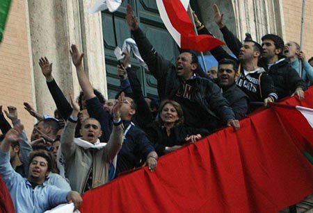 Indagati ex Sindaco di Roma, esponenti politici PD e Forza Italia: c’è solo da piangere