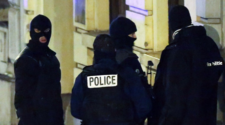 Bruxelles e Berlino, è caccia ai jihadisti: due morti