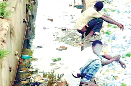 India, fanno la cacca en plein air: il governo ha un piano (battute?)