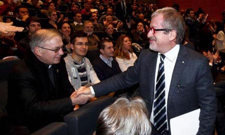 Roberto Maroni: quello che non conosceva Don Inzoli. Interessa?