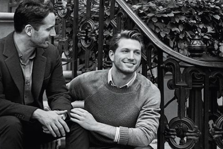 Coppia dello stesso sesso per la pubblicità di Tiffany & Co