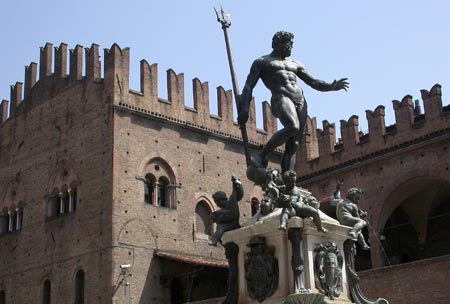 Bologna, rinnovo delle tessere elettorali