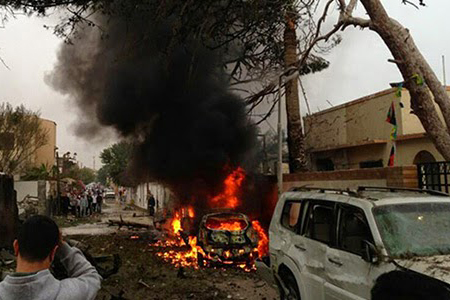 Libia, l’Isis rivendica tre attentati che provocano 45 morti