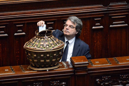 Il dittatore Renzi e i minus habens della politica