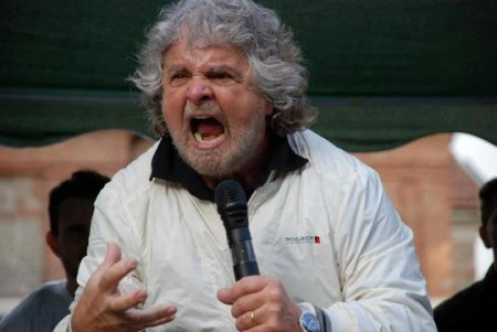 Beppe Grillo o dell’essere disgustoso per ricordare di esistere