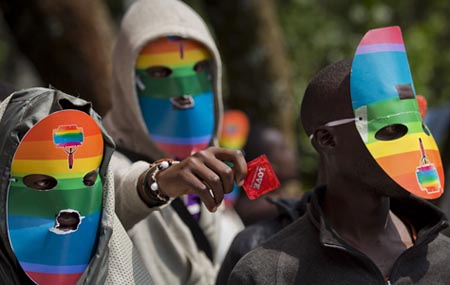 L’Uganda spende un sacco di soldi pubblici in pubbliche relazioni dopo le leggi antigay