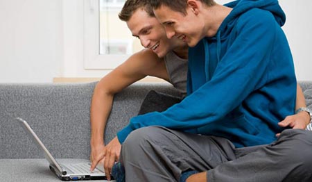 La Commissione Affari istituzionali del Senato dà l’ok alla proposta sulle unioni civili