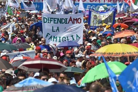 Le menzogne del Family Day