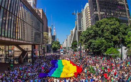 Sao Paolo, tre milioni al Gay Pride