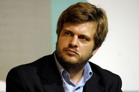 Milano, Majorino: “Oltre 30mila capi raccolti per profughi e senza tetto. Grazie ai Milanesi”