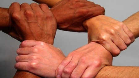 Catania, raccolta di firme per legge di iniziativa popolare per famiglie disagiate