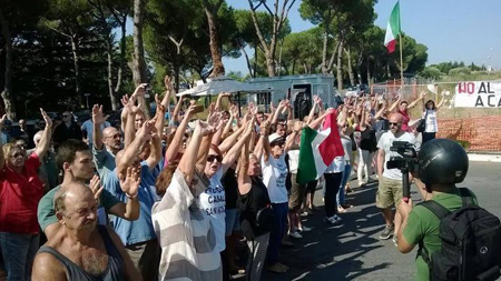 Casale San Nicola: “Irresponsabile chi soffia sul fuoco delle tensioni sociali”