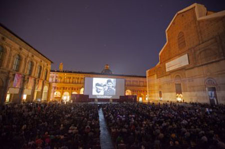 Bologna, al via le iscrizioni per soggiorni di studio estate 2016