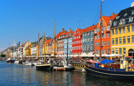 #Visioni di Mila Mercadante: “Non venite in Danimarca” e se sì dateci i vostri beni