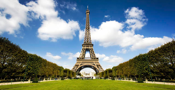 Elezioni in Francia: Macron al 22%. Le Pen oltre il 34%