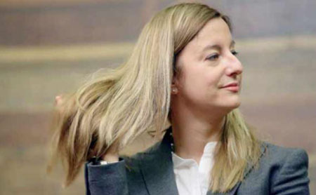 Coltelli a 5 Stelle: “Alla Poltrona! Alla Poltrona!”, come fanno i Cittadini perfetti