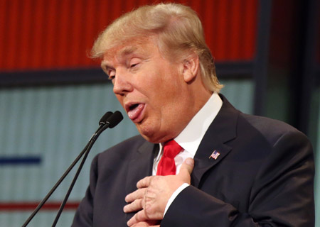 Iowa: l’integralista Ted Cruz fa fuori il guerrafondaio Donald Trump. Hillary pareggia