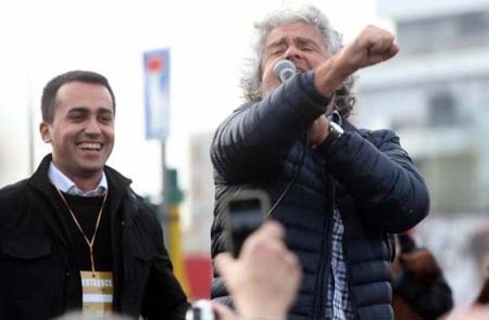 Cittadini a 5Stelle tra commissariamenti, ricorsi, un milione di euro in comunicazione e sfiducie