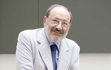 Milano, sulla cerimonia funebre di Umberto Eco