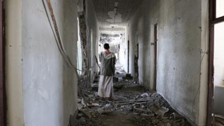 Amnesty International: un anno di conflitto in Yemen e flussi irresponsabili di armi che decimano i civili