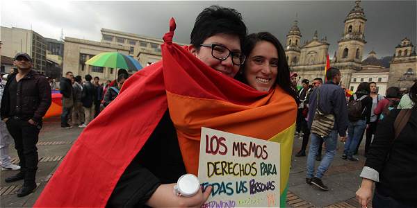 La Colombia approva il matrimonio egualitario