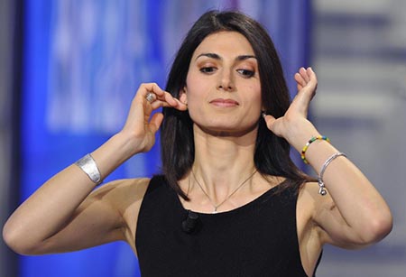 Donna Raggi dice no al Gay Village di Roma come ogni brava borghesuccia di destra farebbe