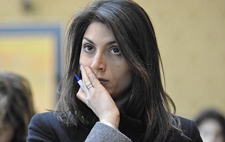 Avviso di garanzia ad esponente M5S livornese, Donna Raggi si scopre garantista