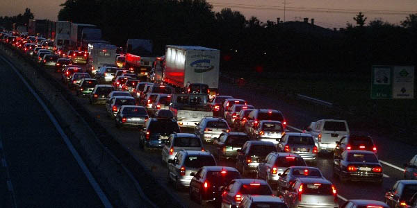 Bologna, un piano del traffico pensato per le persone. Il Sindaco: “Alleanza sulla mobilità”