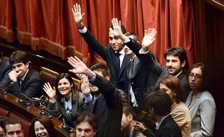 Roma, gli eletti del M5S tengono famiglia, così che…