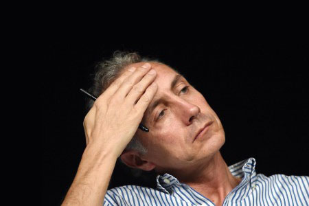 Il travaglio del Travaglio: meglio essere contro o essere Contro?