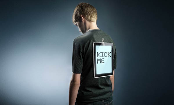 Poi ti ricordi, parlando di bullismo, che ci sarebbe un libro utilissimo di Marino Buzzi…