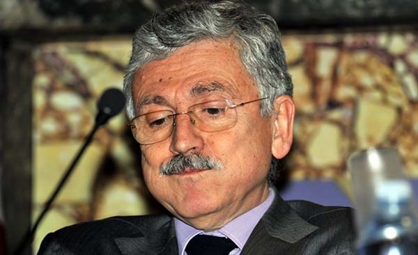 L’Espresso non ha diffamato Massimo D’Alema che dovrà pagare le spese processuali