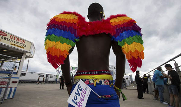 La bufala leghista sui migranti LGBTI